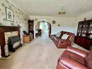 Lounge- click for photo gallery